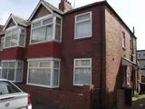 ** 2 BED FLAT WITH PAVED GARDEN ** David Street, Wallsend