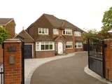 Dovehouse Lane, Solihull