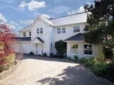 Albion Hill, Loughton