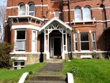 Highfield Avenue, Sale